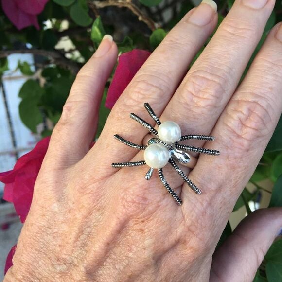Large Spider Statement Ring - Picture 1 of 6